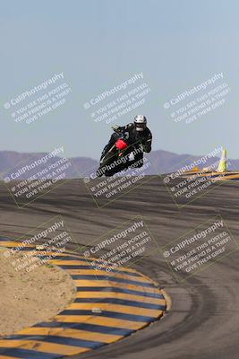 media/Dec-15-2023-Apex Assassins (Fri) [[91f19fb1c7]]/Trackday 2/Session 3 (Turns 9 and 10)/